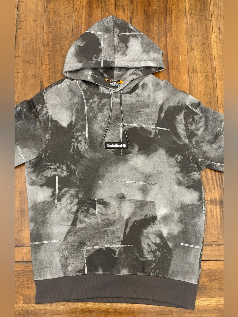 Timberland Men’s Regular Fit Gray Tie-Dye Hoodie